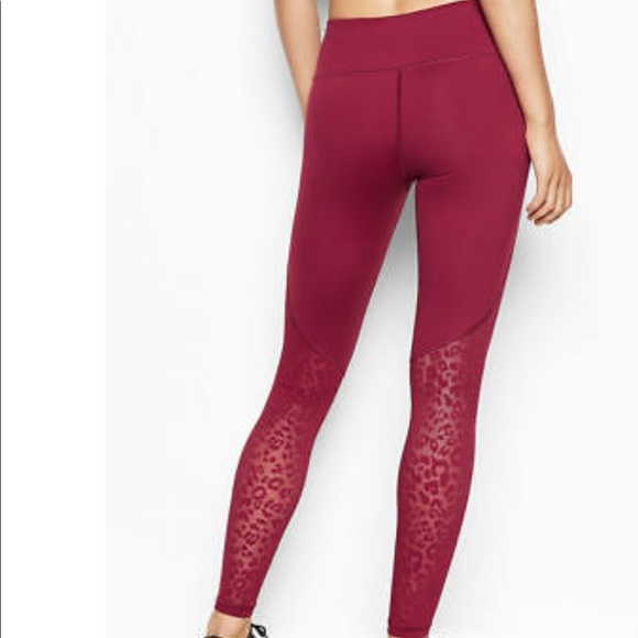 Victoria’s Secret Sport Knockout Leggings - Picture 2 of 7